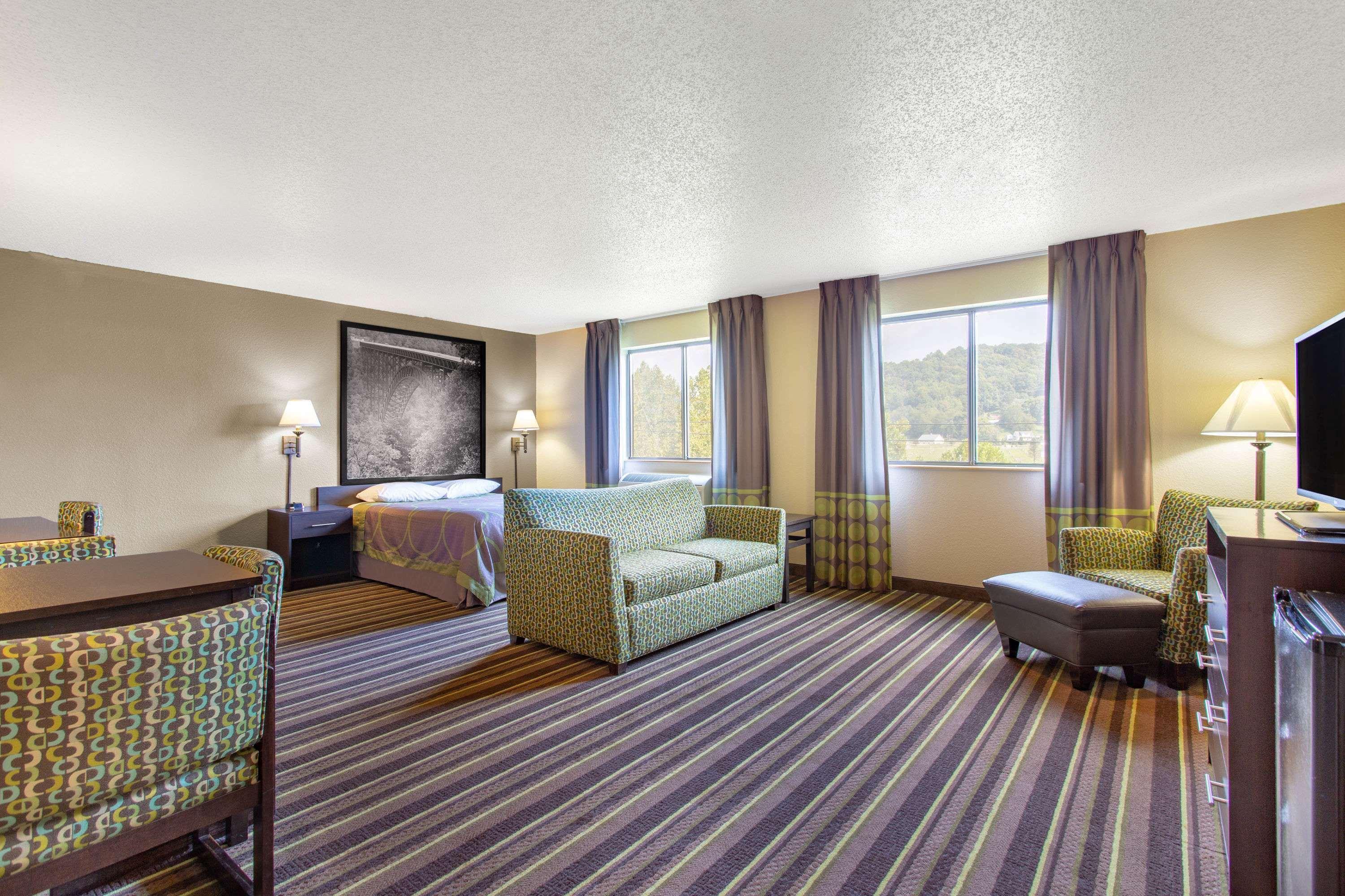 Hotel Super 8 By Wyndham Weston Wv Esterno foto